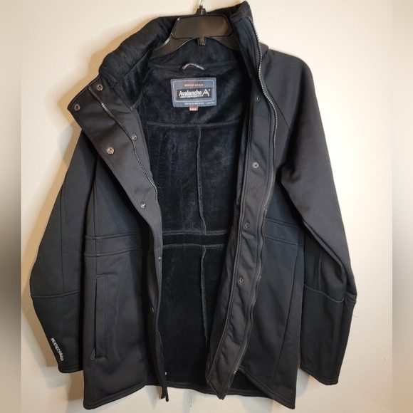 Avalanche Weather Sheild Size XL Jacket NWOT - Picture 2 of 9